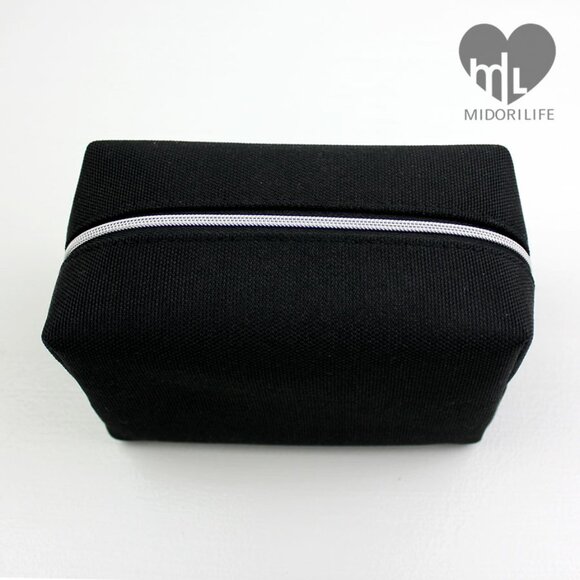 DIOR Beauty Makeup Pouch - Picture 7 of 13